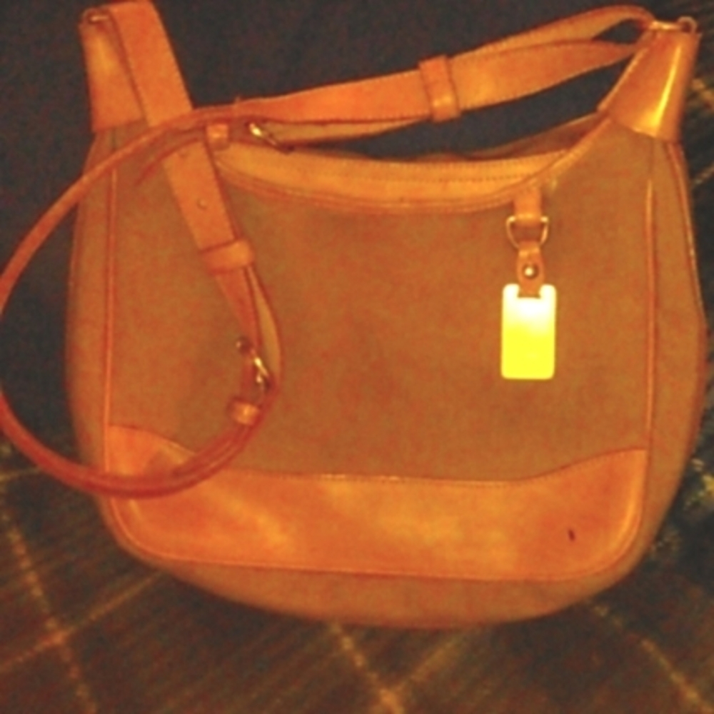 Dooney & Bourke purse